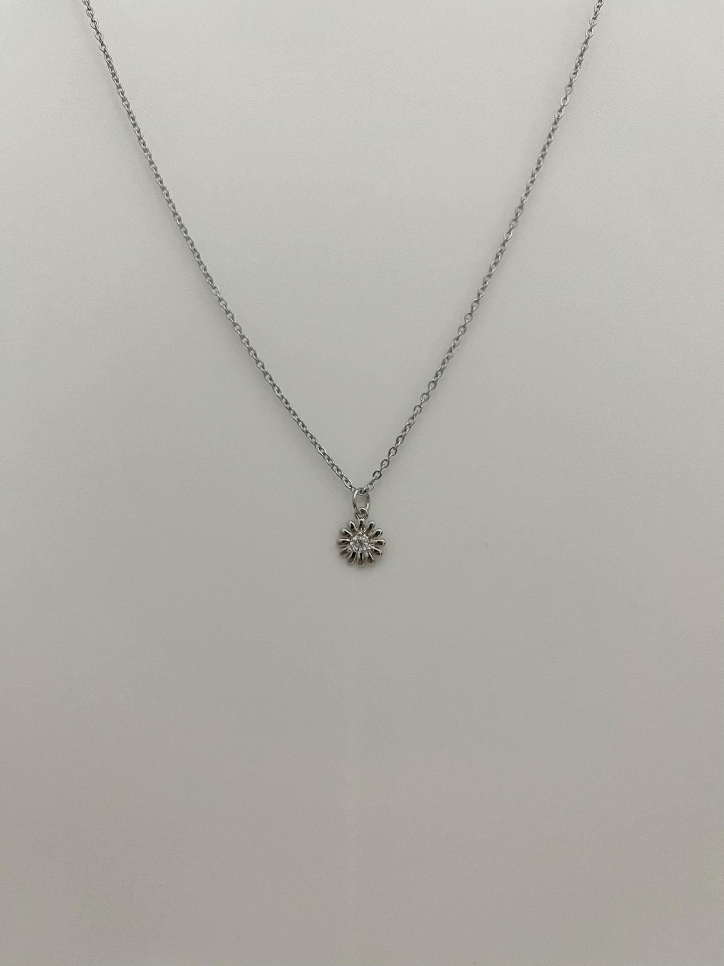 Mini Silver Daisy Necklace