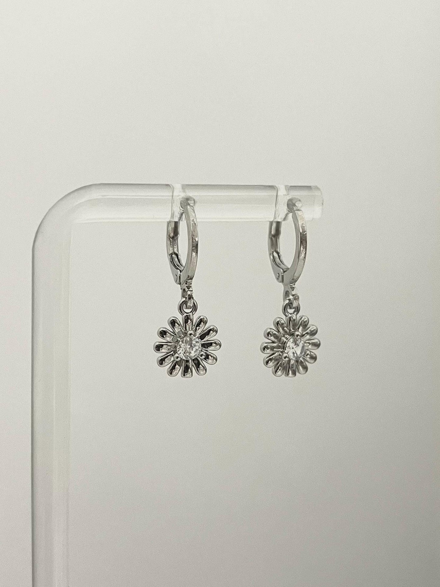 Mini Silver Daisy Earrings