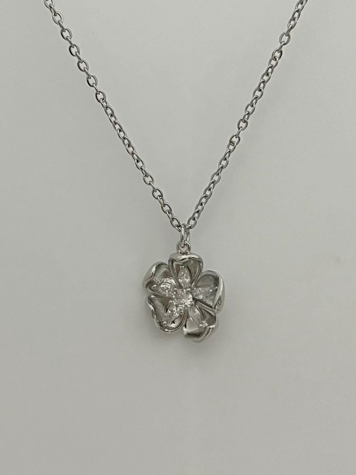 Hibiscus Flower Necklace
