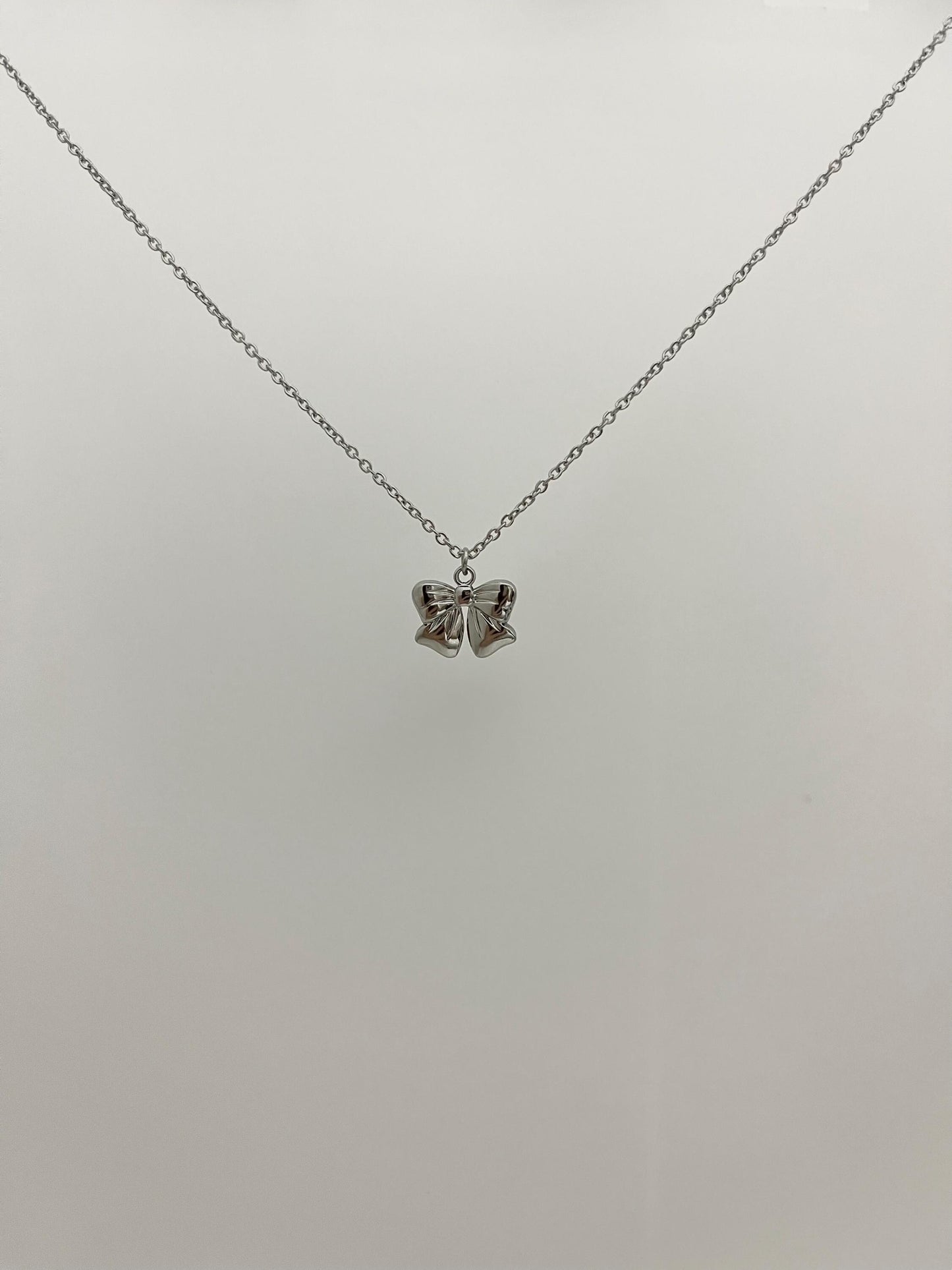 Simple Silver Bow Necklace