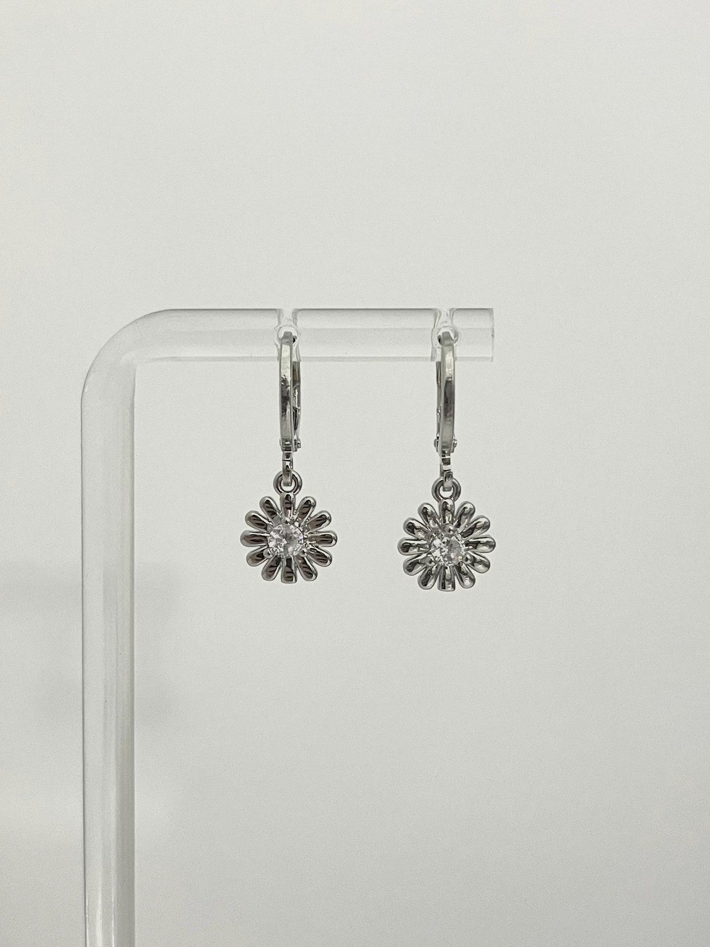 Mini Silver Daisy Earrings