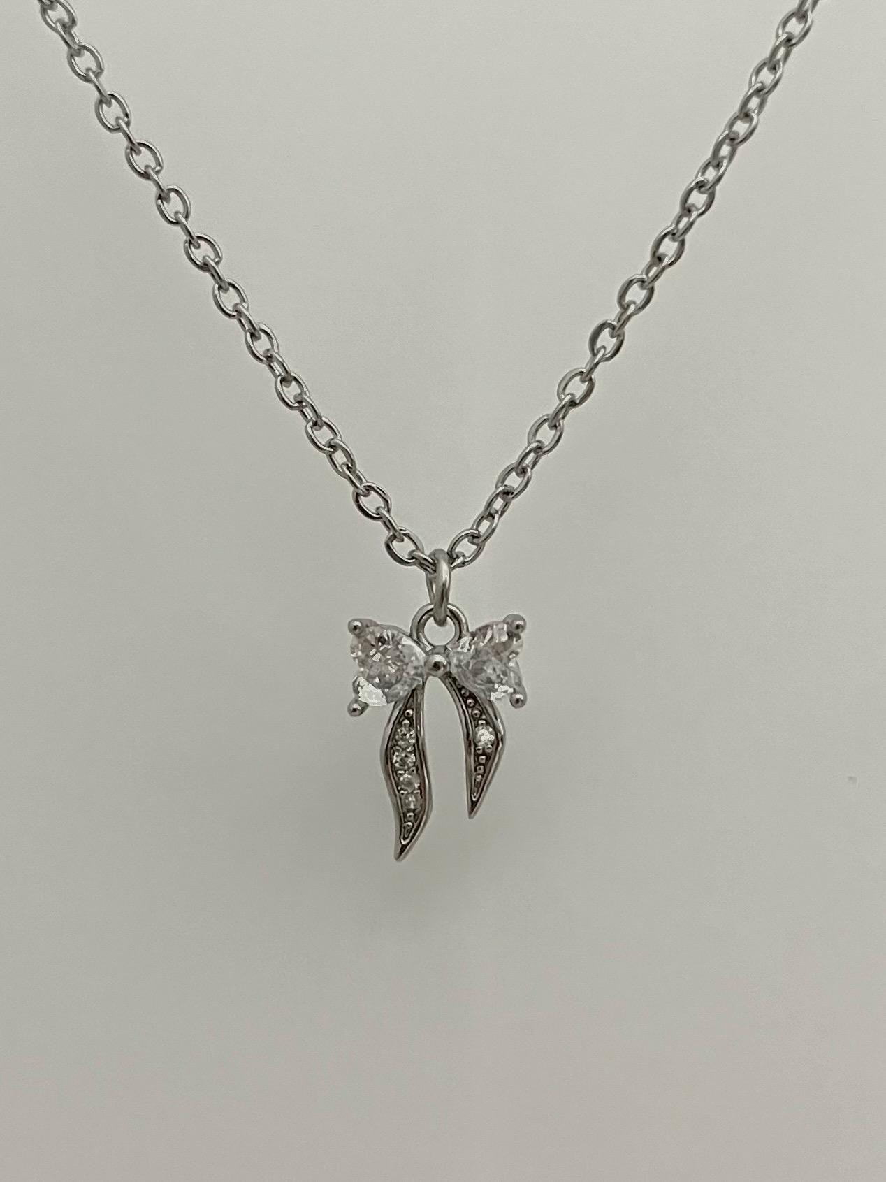 Dainty Silver Bow Necklace