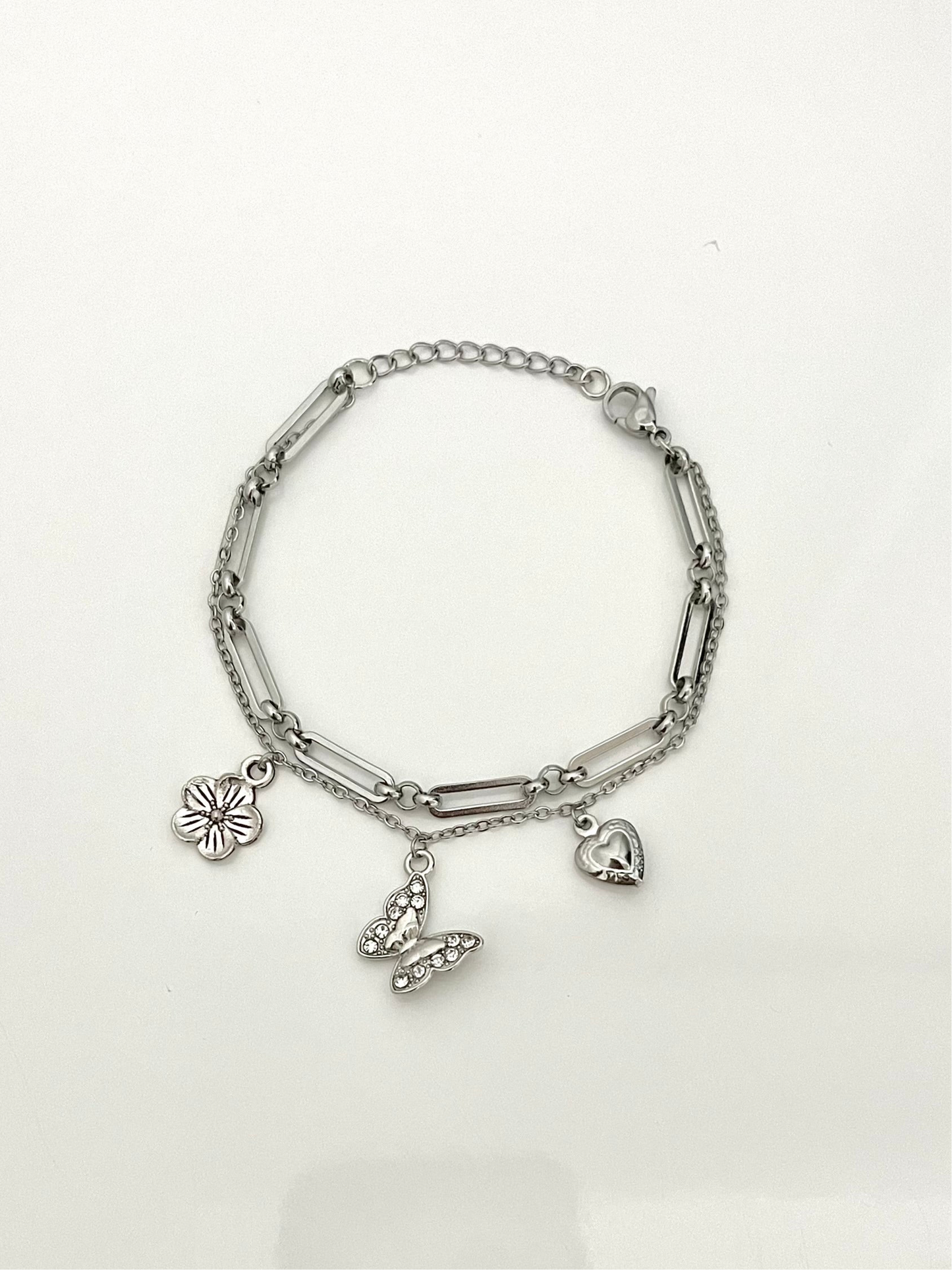 A GIRLS WORLD BRACELET