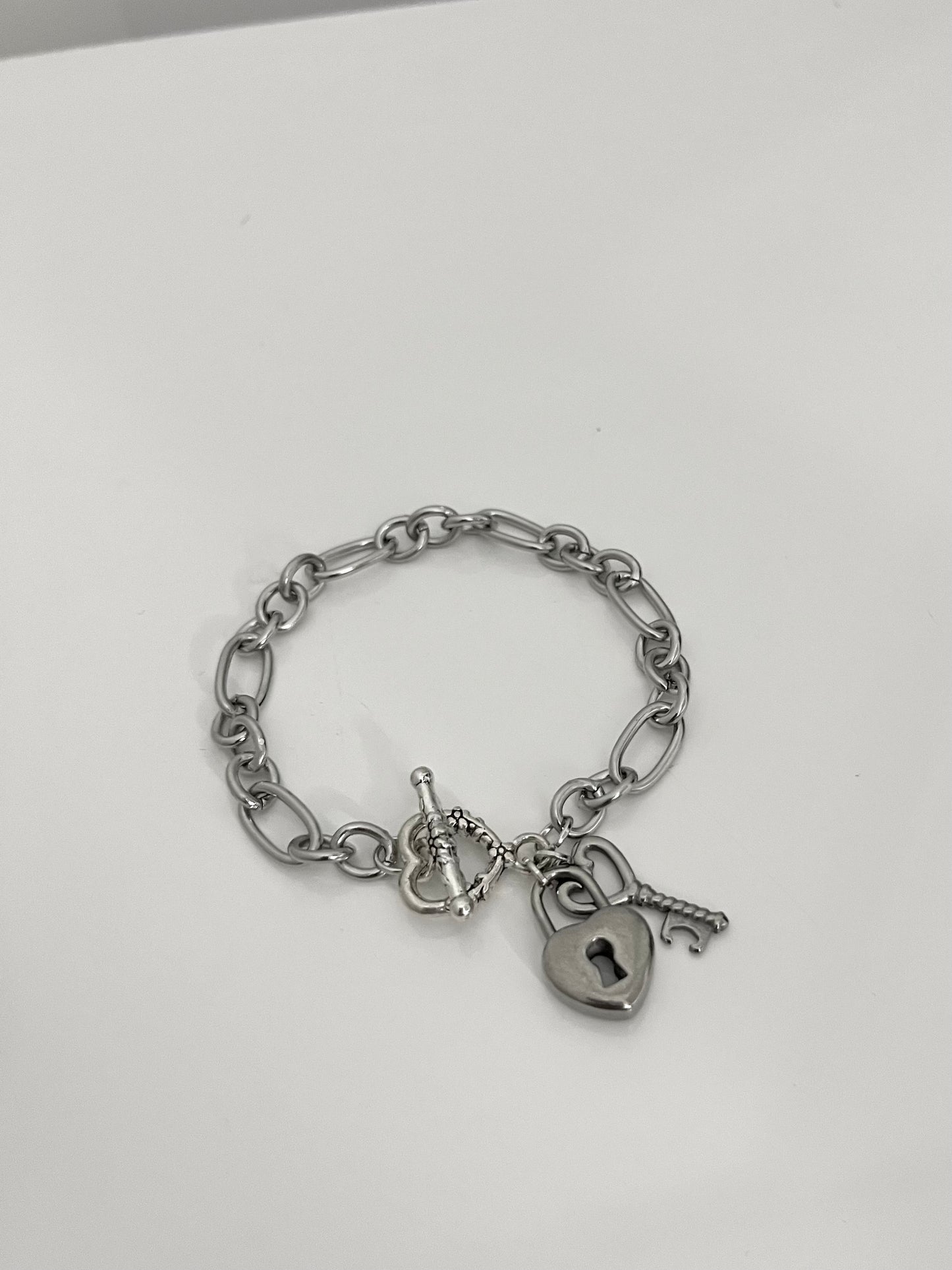 “LOCKED UP” CHAIN BRACELET