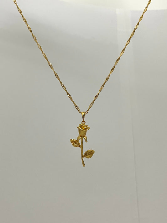 GOLD ROSE NECKLACE