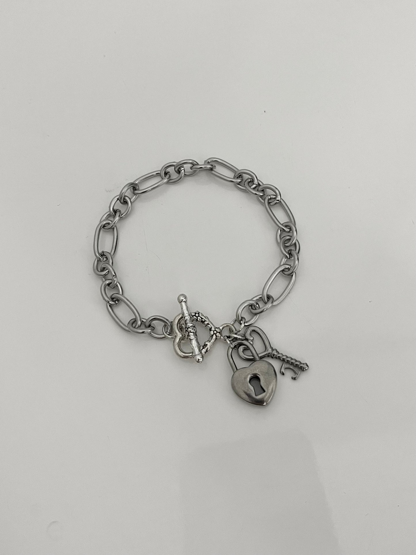 “LOCKED UP” CHAIN BRACELET