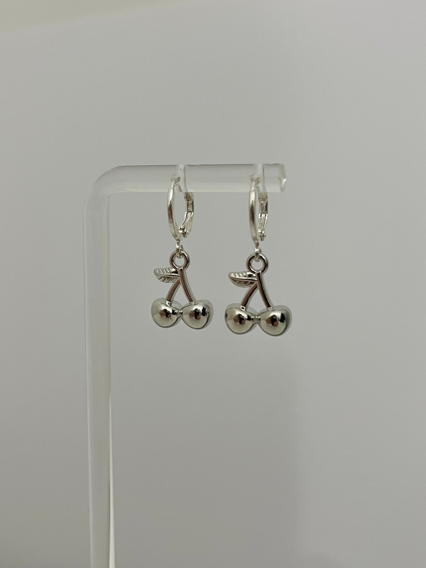 SILVER CHERRY EARRING