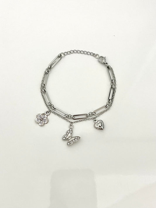 A GIRLS WORLD BRACELET