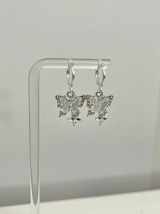 “SPARKLE” BUTTERFLY EARRING