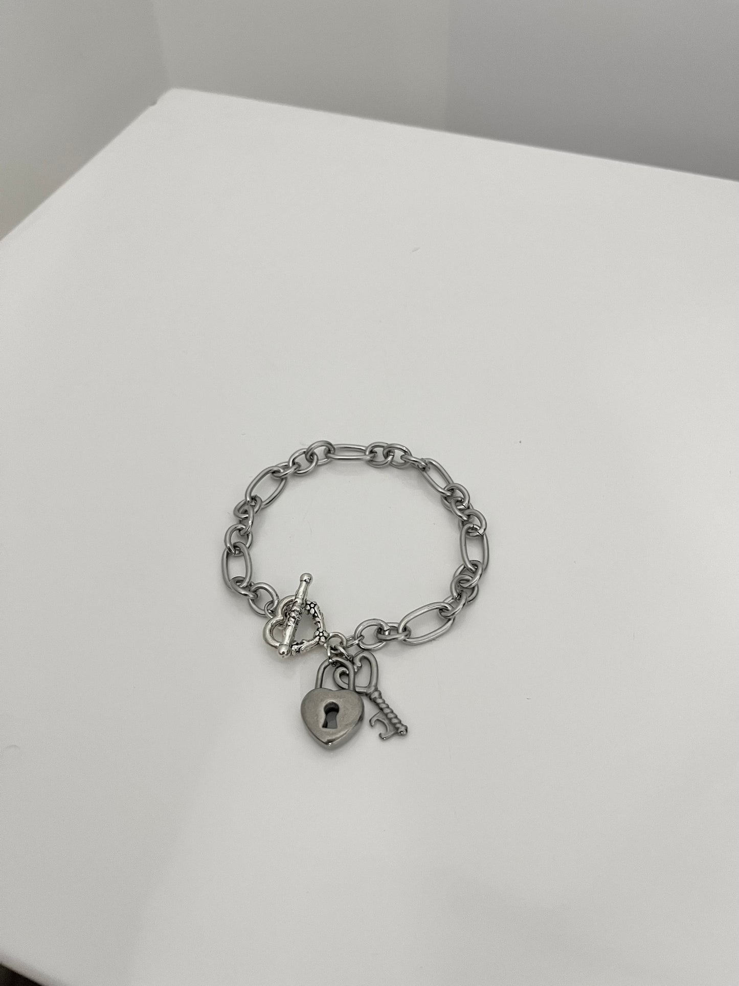 “LOCKED UP” CHAIN BRACELET