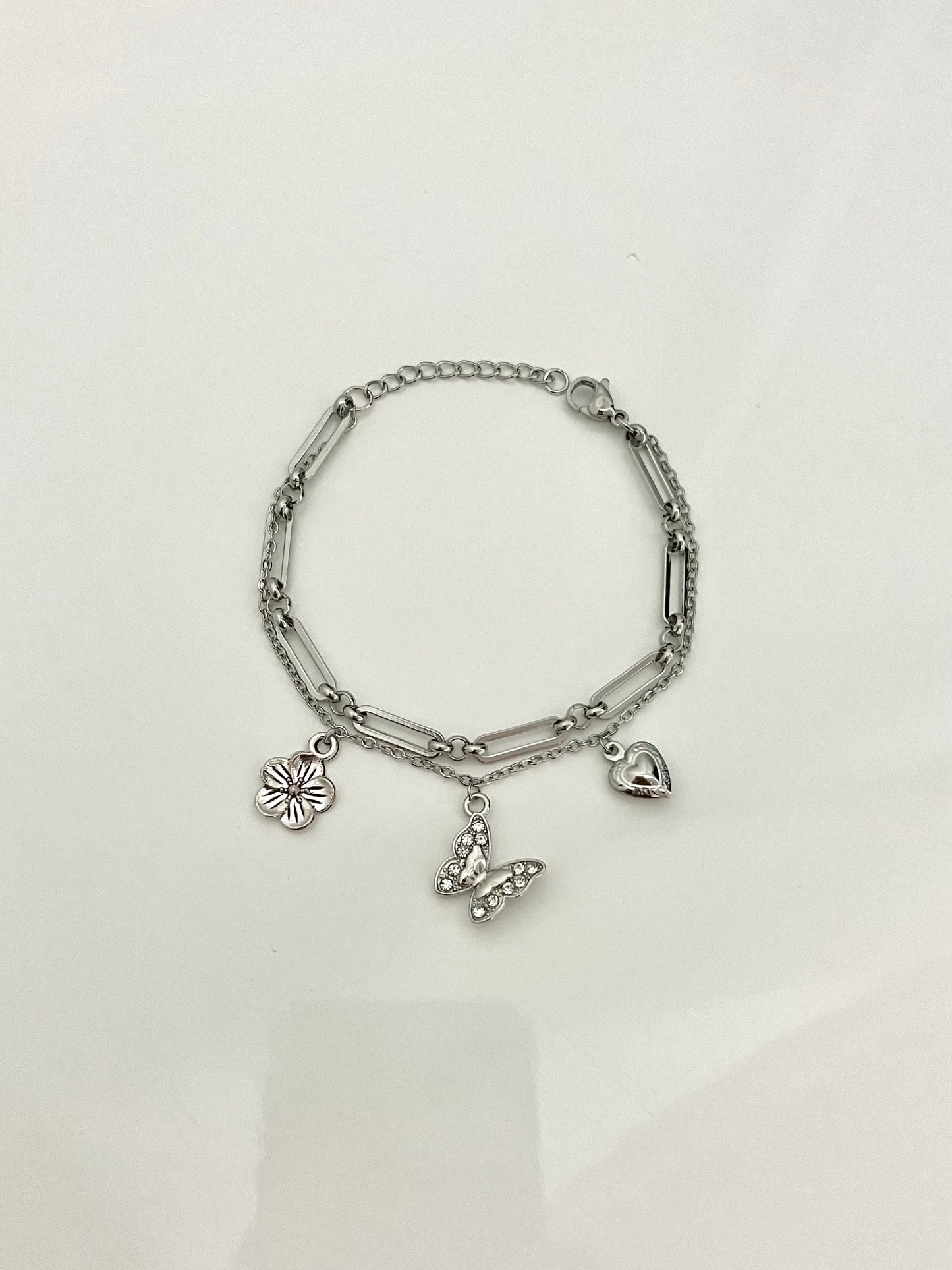 A GIRLS WORLD BRACELET