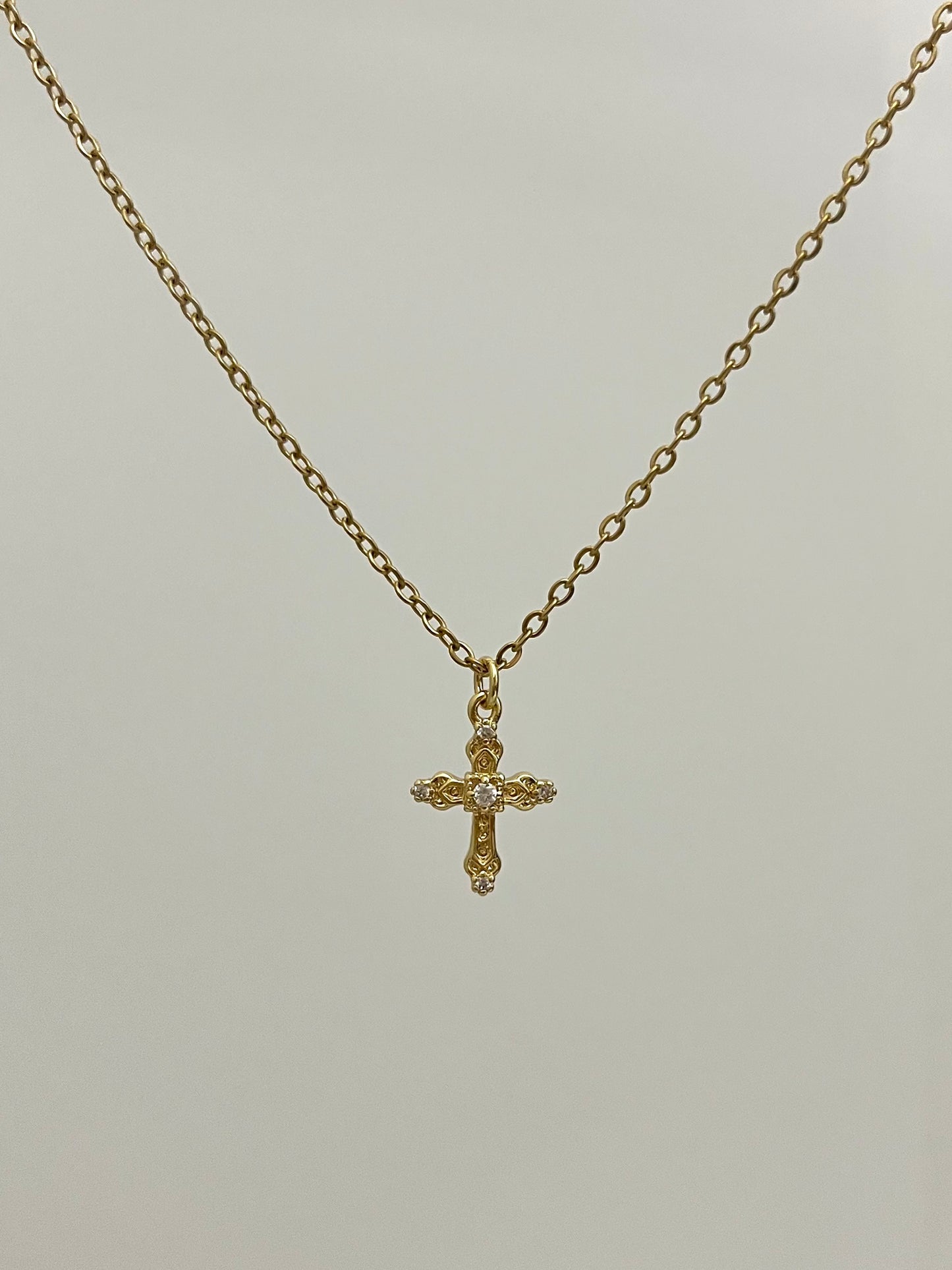 MINI CROSS NECKLACE