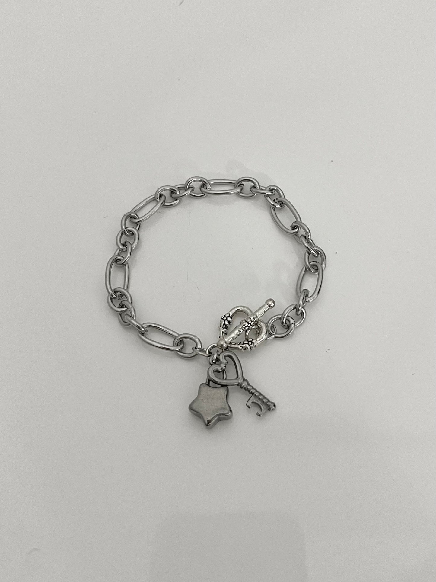 “LOCKED UP” CHAIN BRACELET